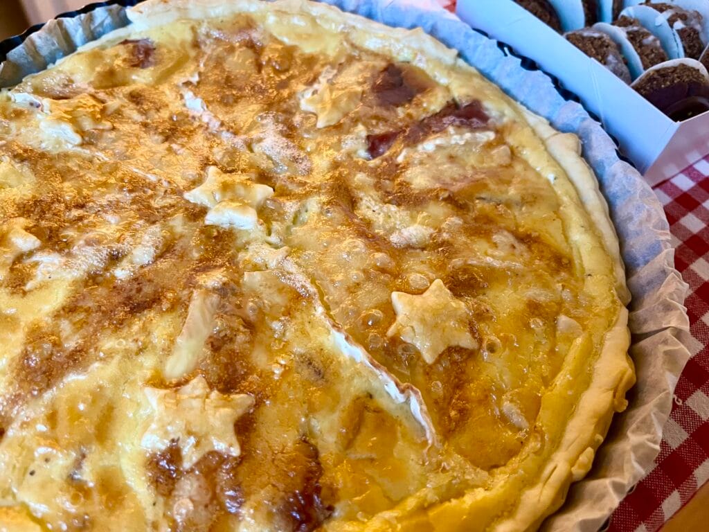 quiche camembert / appel / eendeborst