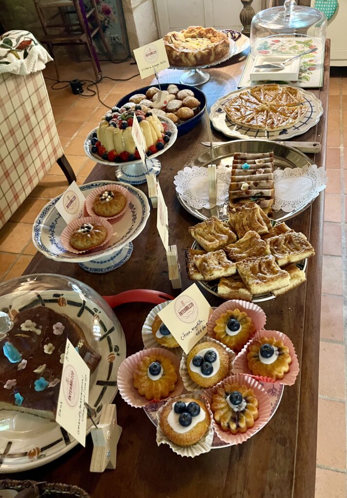 taarten buffet bij open dagen en brocante