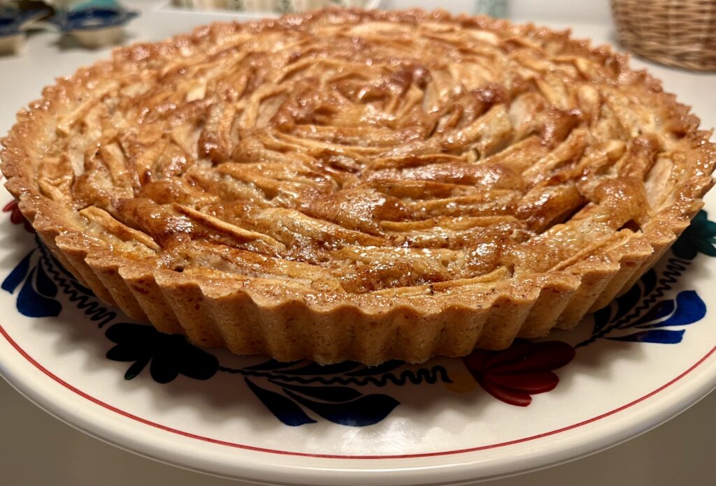 Franse appeltaart met hazelnoot frangipane